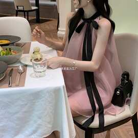 甜美气质宽松挂脖系带蝴蝶结连衣裙女夏季氛围感海边度假裙子
