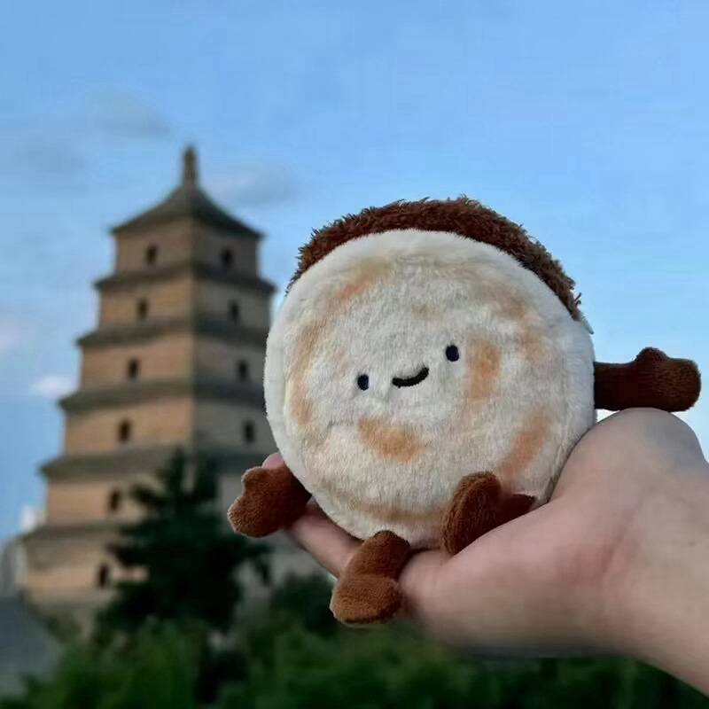 网红绒馍西安特色菜肉夹馍公仔可爱毛绒玩具玩偶挂件创意玩偶礼物-阿里巴巴