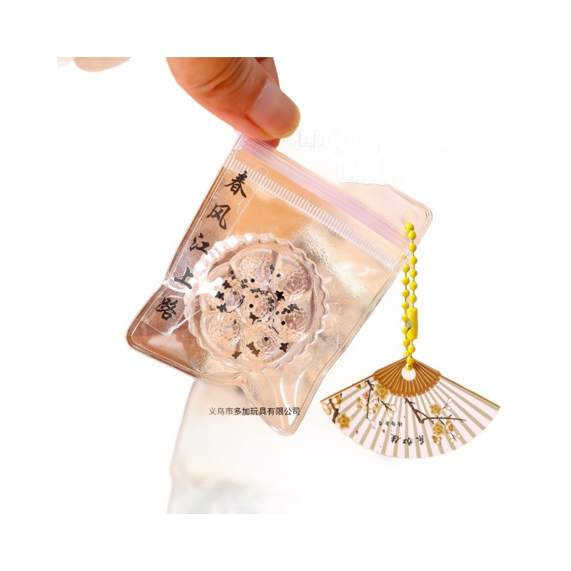 B Guofeng pequeño colgante con campana pequeña nariz pellizco Ga Le tpr colgante bolsas de simulación fábrica de juguetes directo