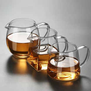 Factory wholesale Glass Fair Cup square male cup tea dispenser with tea strainer Tea Sea kung fu tea ceremony straight male Cup