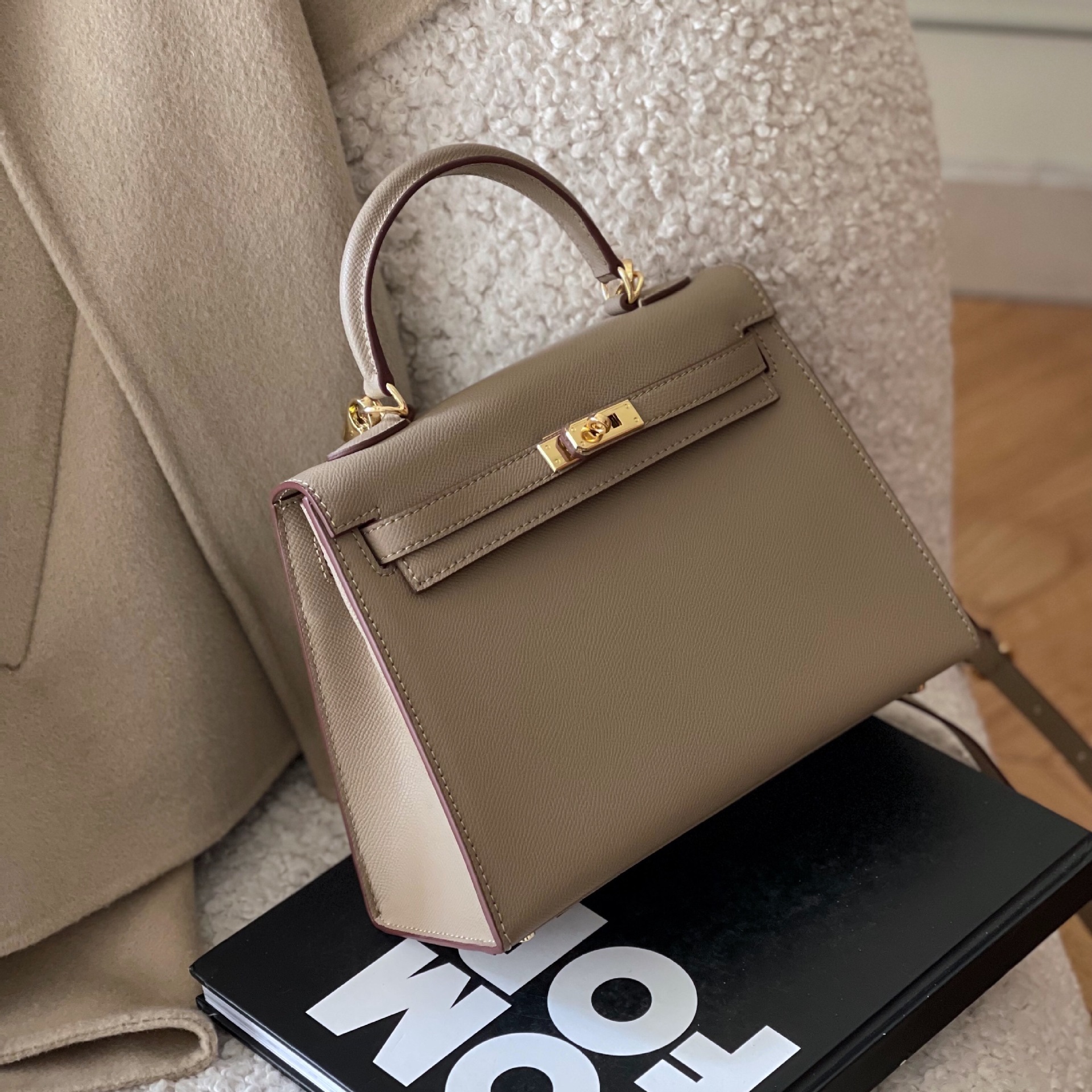 Qadın dəri çanta, mini Kelly model, çiyin və çarpaz çanta