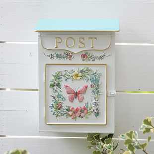 European-Style Fresh Iron Art Outdoor Mailbox with Three-Dimensional Relief, Wall-Mounted Decorative Mailbox for Garden or Entryway