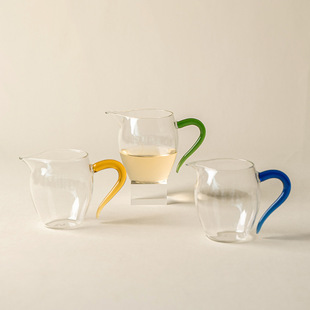 High Borosilicate Colored Glass Fair Cup Tea Divider Heat-Resistant Kung Fu Tea Set Accessories Tea Sea Anemone Spout Glass Cup