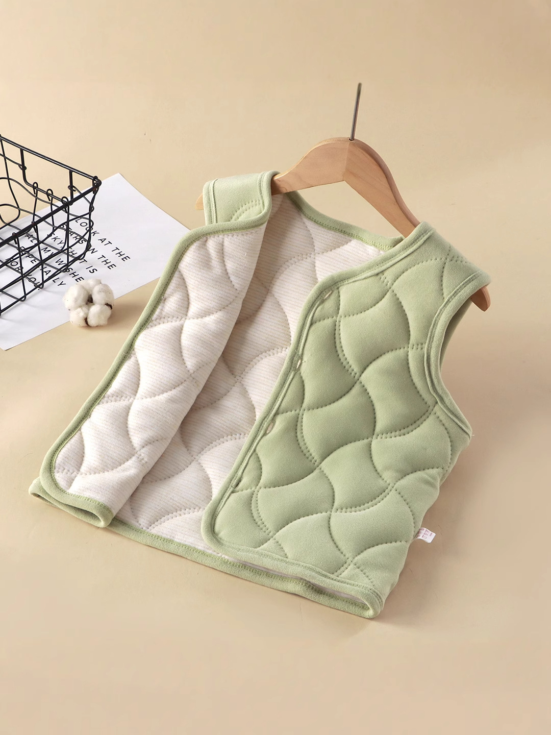 Nuevo chaleco caliente para niños otoño y invierno más vello en invierno estudiantes vestidos con artefactos mágicos uniformes escolares en invierno chaleco de algodón intercalado de tres capas