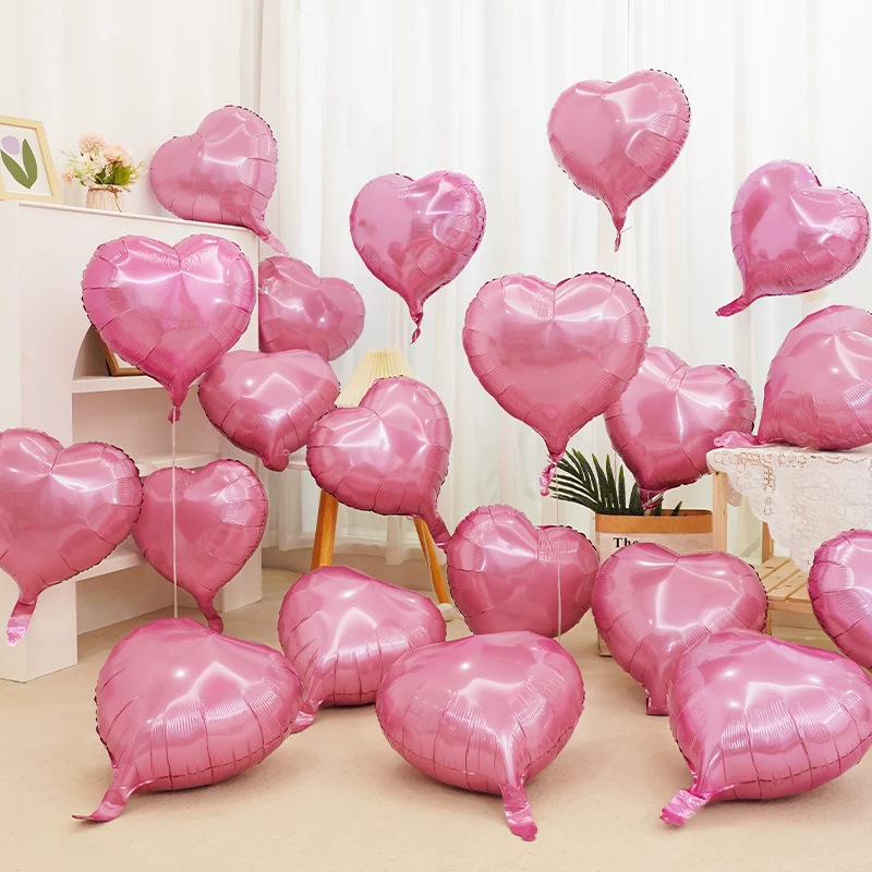 Día de la diosa forma corazón de globo día de nacimiento lleno de helio aire
