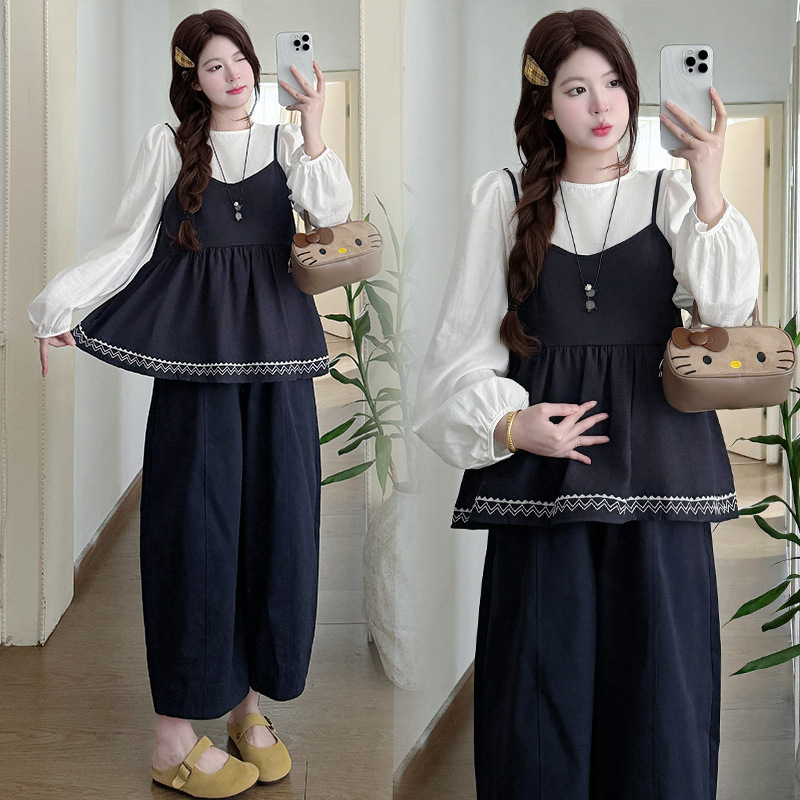In stock: 2026 autumn new Korean-style versatile top, vest, and wide-leg pants maternity three-piece set In stock: 2026 autumn new Korean-style versatile top, vest, and wide-leg pants maternity three-piece set