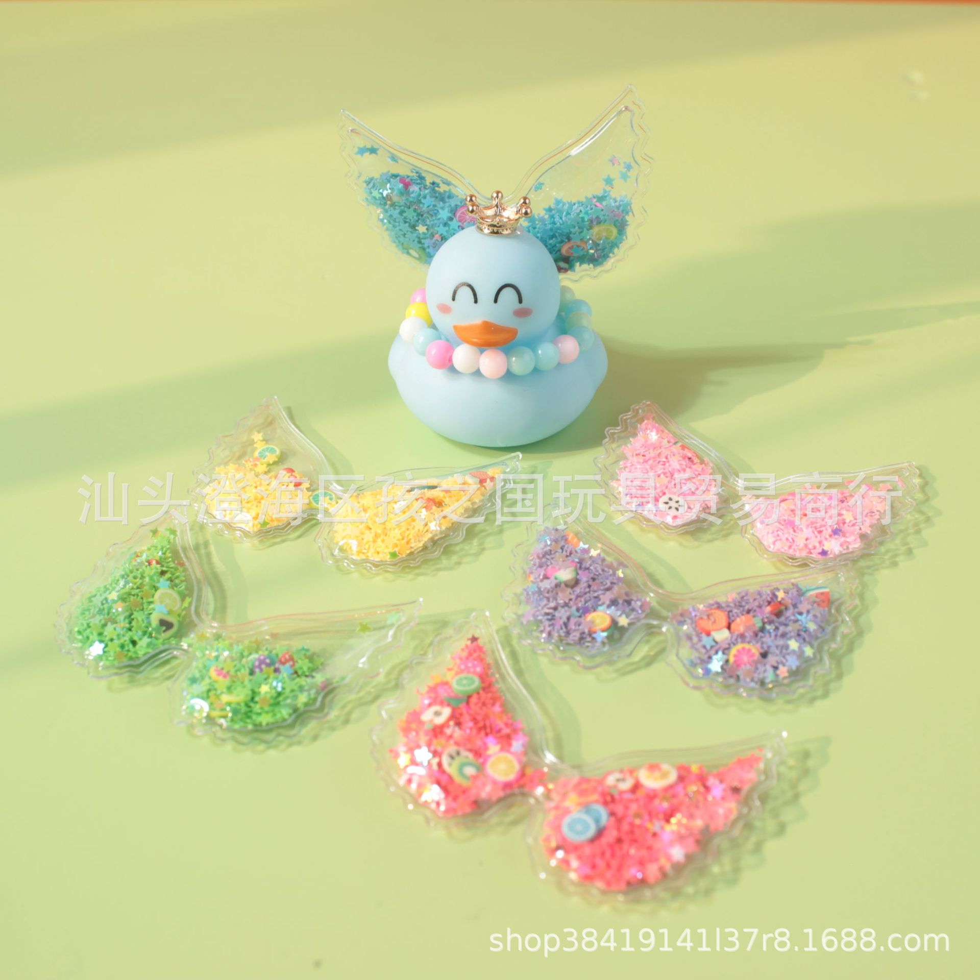 Accesorios de agua transfronterizos pato amarillo 8 sombrero bufandas decoración mano limón té de leche regalo