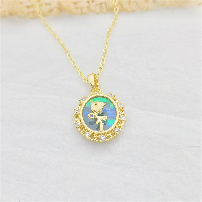 Sweet Heart Shape Flower Bow Knot Copper Plating Inlay Artificial Pearls Shell Zircon 18k Gold Plated Pendant Necklace display picture 2