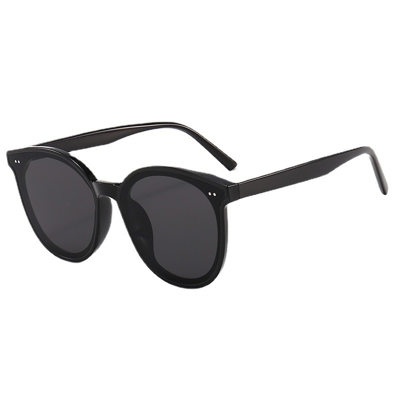 2026 nuevo marco marcado marcado gafas de sol cuadradas red rojas con la misma serie de venta caliente de gafas de sol UV