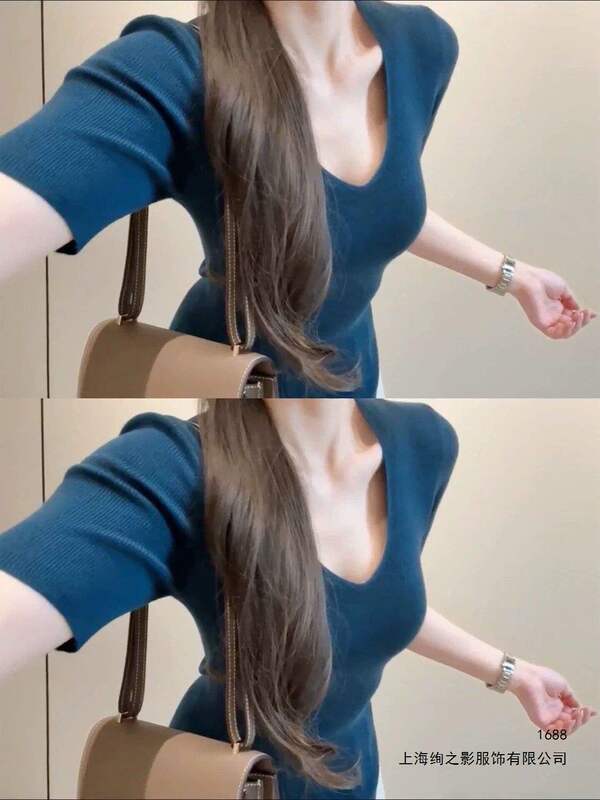 French-Style Elegant Blue V-Neck Knitted Short-Sleeve T-Shirt for Women, Summer Slim-Fit Mid-Sleeve Regular Shoulder Top