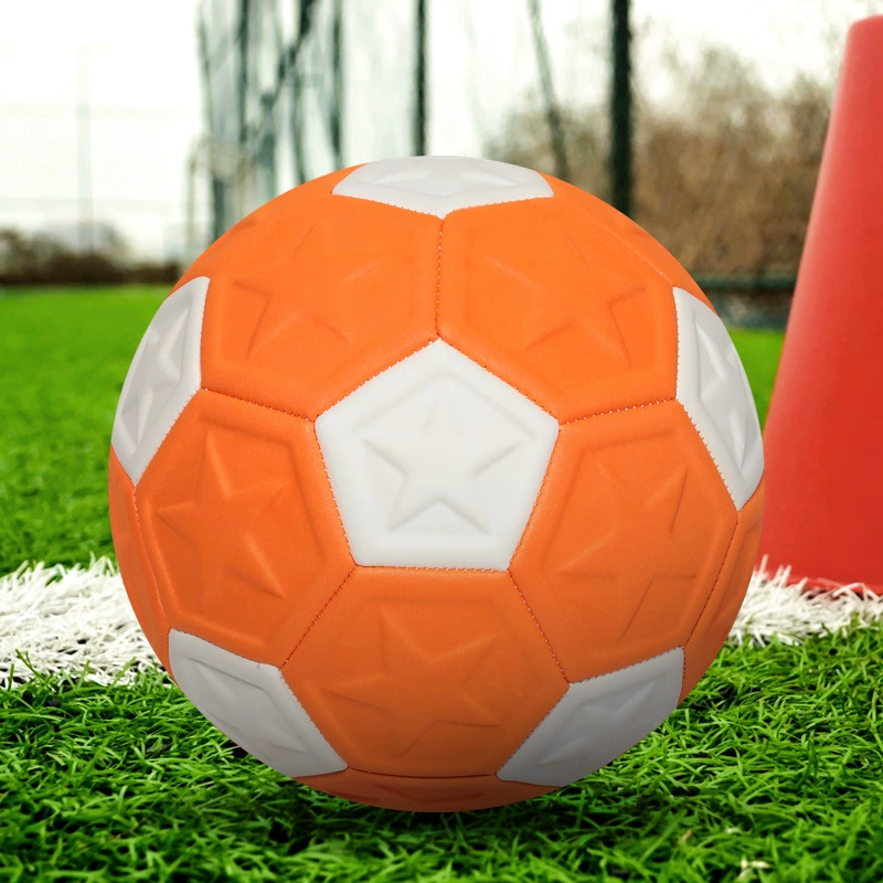Кастомизированный трансграничный бестселлер Amazon, футбольный мяч с изогнутой дугой №4, машинной прошивки и тиснения, футбольный мяч №5 из ЭВА с вращением