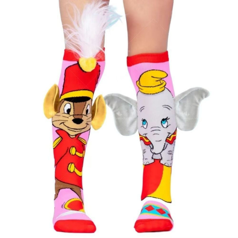 Ventas transfronterizas calientes de calcetines de dibujos animados de tendencia de calcetines populares de estilo popular de Amazon al por mayor