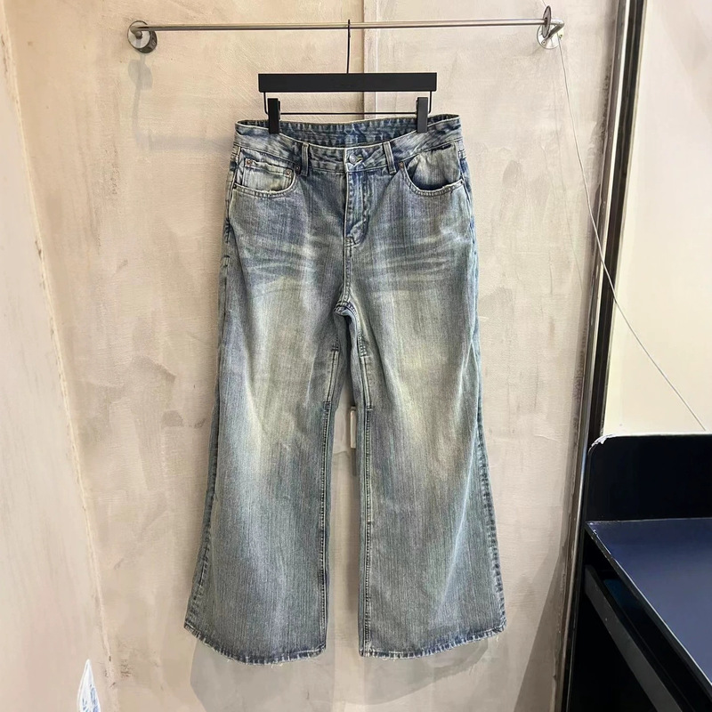 European Trendy Brand New Flared Washed Jeans for Men and Women, Loose Fit, Height-Enhancing, Versatile Straight-Leg Floor-Length Pants European Trendy Brand New Flared Washed Jeans for Men and Women, Loose Fit, Height-Enhancing, Versatile Straight-Leg Floor-Length Pants