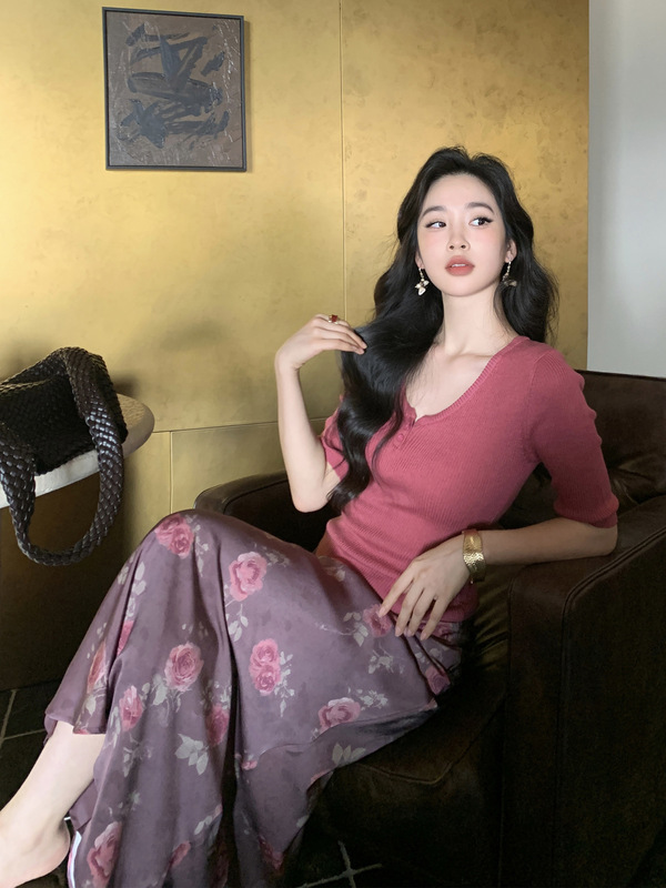 【简弧】SYT自制 通勤显瘦u型领中袖针织衫女秋新款修身弹力上衣|undefined