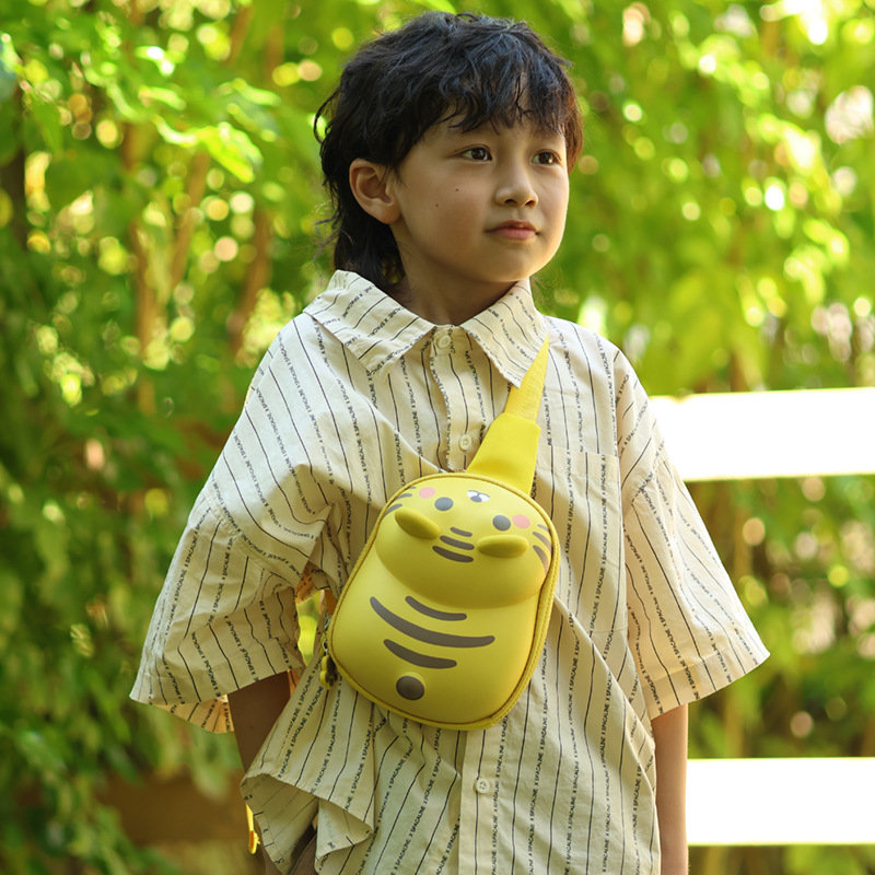 Mochila escolar para niños Kelu Duck, mochila pequeña para niños y niñas de jardín de infantes, mochila ligera de doble asa, mochila ligera con diseño de dibujos animados que reduce la carga