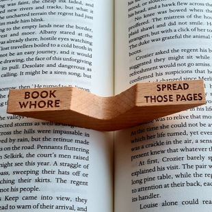 Cross-border burst bookcase reading page extender