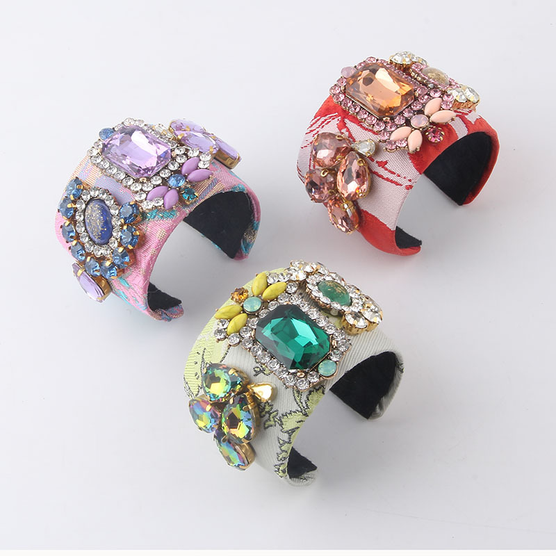 Baroque Colored Fabric Diamond Gem Pendant Hair Band Bracelet Set display picture 3