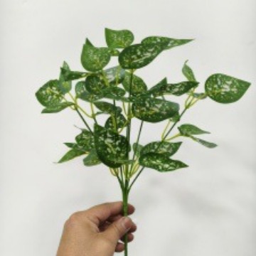 5 horquilla colgante de pegamento colgante de pared de plantas de simulación 7 horquilla pequeño haz de papas verdes hojas de papas decoración de pared interior colgante verde falsa