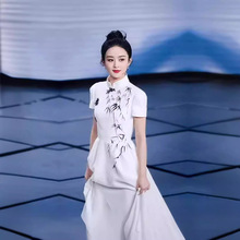 中国风2024年新款式旗袍立领短袖盘扣钉珠定位印花优雅长款连衣裙
