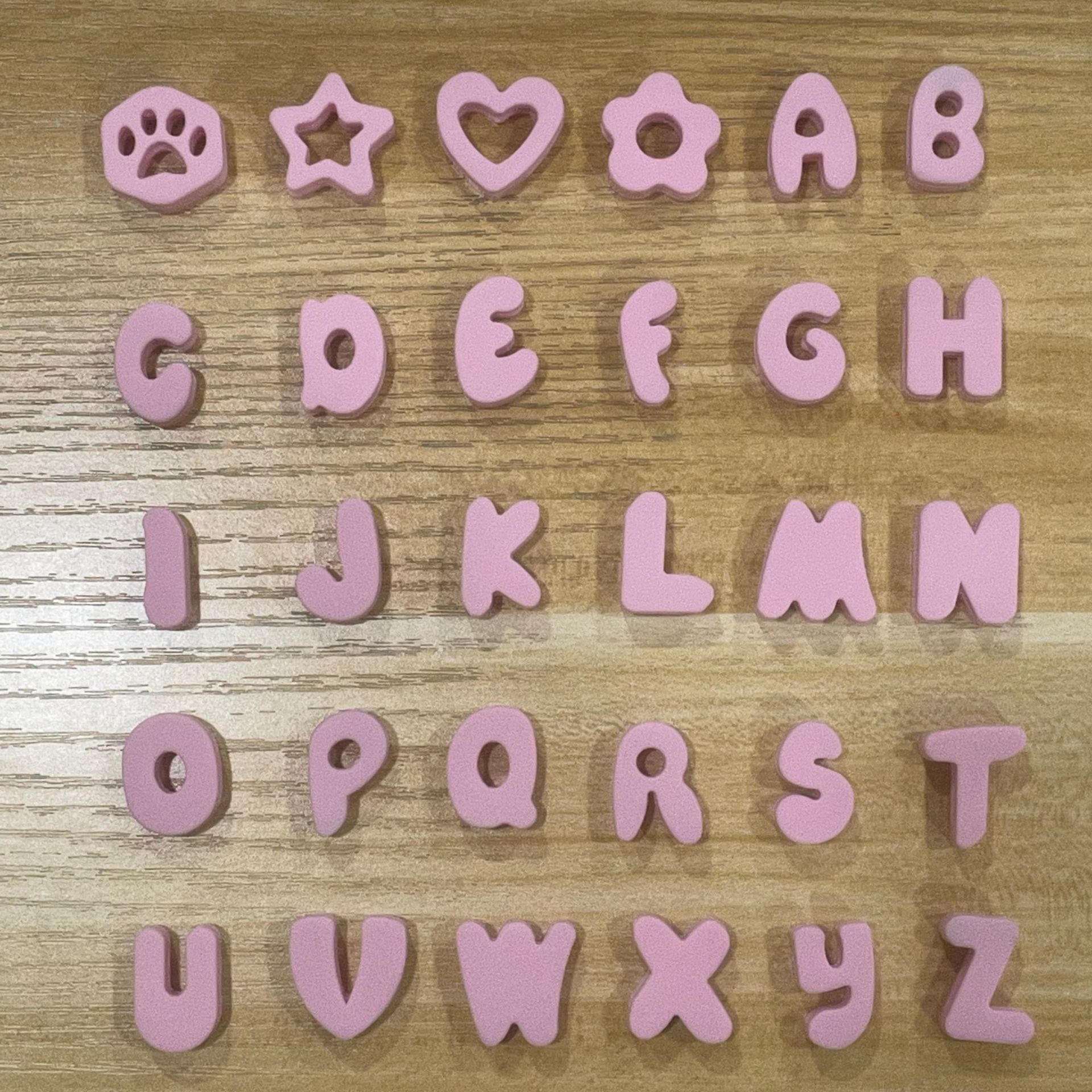 Silicone para mascotas 26 letras DIY collar anti-perro collar gato collar letras universales + amor impresión de garras mezclar image 3