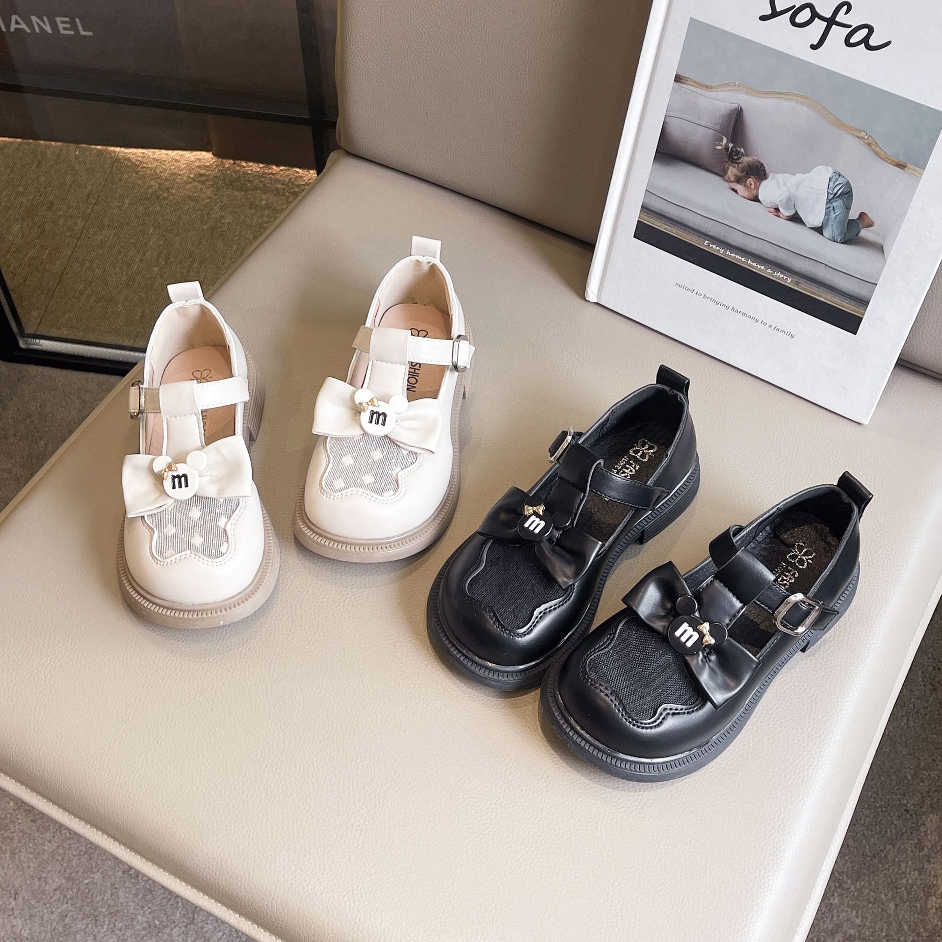 Zapatos de cuero de niñas 2025 verano nuevo zapato de arco para niños zapatos de princesa zapatos de malla transpirables zapatos de moda image 3