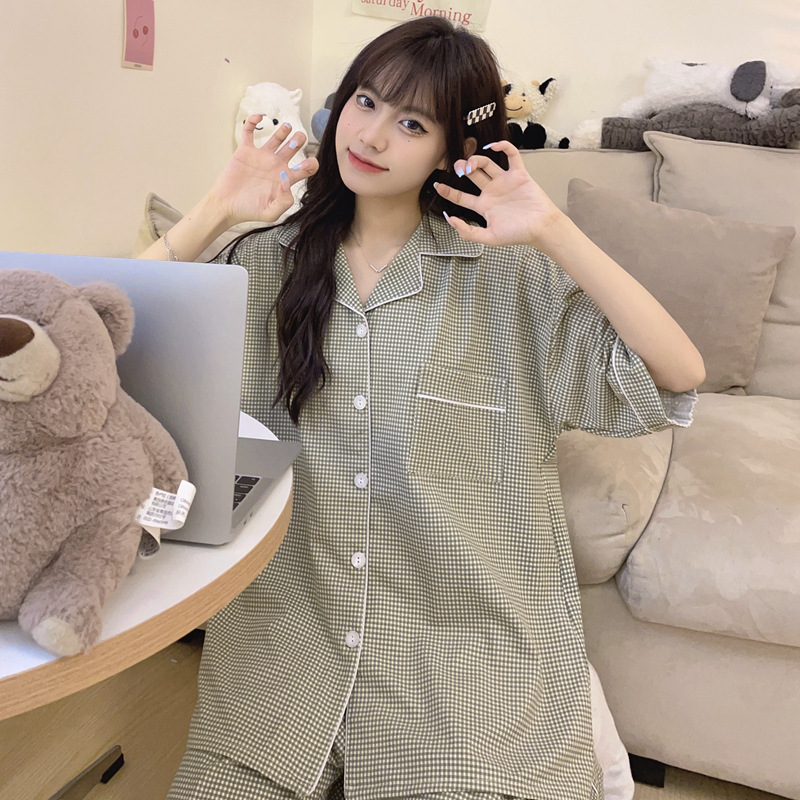 Chateau en vivo explosivo pijama de verano no impreso buen producto cuadrado pantalones de manga corta estilo coreano ropa doméstica de mujer