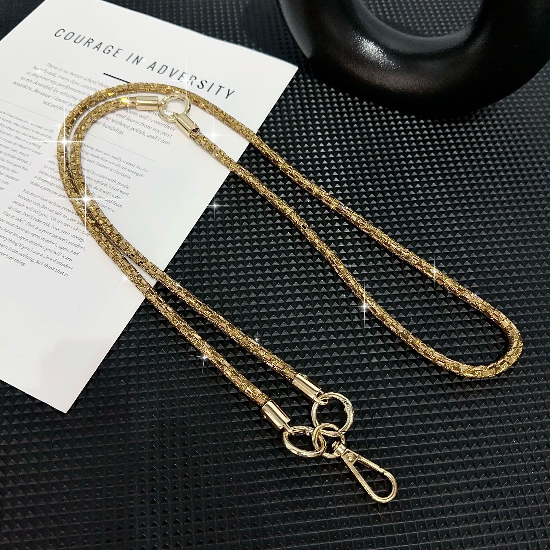 0.7 Cadena de mensajero tres en uno de tira larga de cristal, cordón creativo para teléfono móvil multiusos, joyería de pulsera de diamantes flash de alta calidad, nuevo