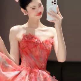 抹胸晚礼服2025新款时尚轻奢新娘结婚晨袍敬酒服生日party公主裙