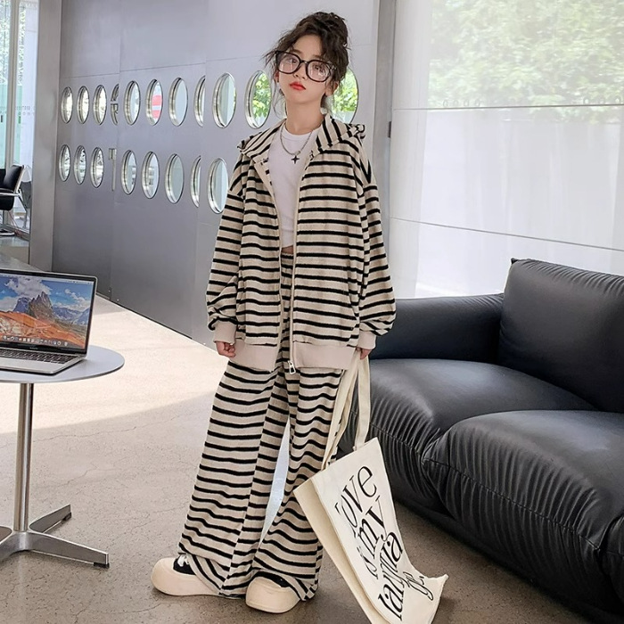 Traje de niñas ropa de otoño 2023 nueva moda para niños estilo occidental camisa de cremallera a rayas traje de dos piezas de moda casual para niños grandes