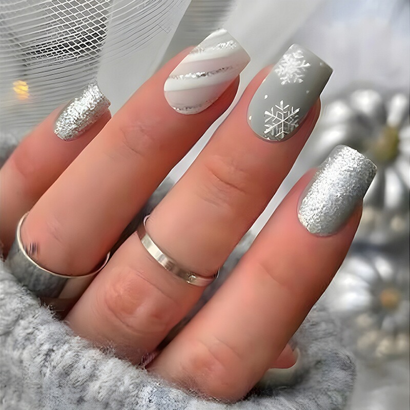Christmas Nail Art Stickers Simple Plaid Nail Stickers European and American Silver White Snowflake Nail Art Wearable Nails Wholesale