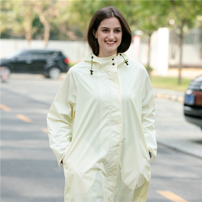 Manufacturers specializing in the production of customized polyester + PU raincoat fashion one-piece long raincoat inner mesh adult raincoat Manufacturers specializing in the production of customized polyester + PU raincoat fashion one-piece long raincoat inner mesh adult raincoat