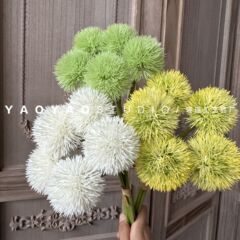 5頭の手札玉葱球タンポポ球シミュレーション植物刺果軟装花材撮影道具手持ち花配材