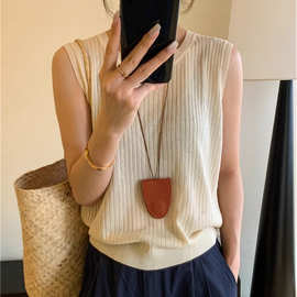 后背镂空冰丝针织衫女夏新款欧货外贸设计感洋气露背纯色圆领短袖