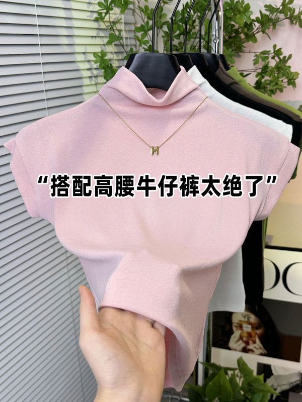 気質の小さい飛袖の上着の女性の小さい大衆のデザイン感の半高の襟の修身の弾力性のtシャツの夏の爆発的な韓系の上着|undefined