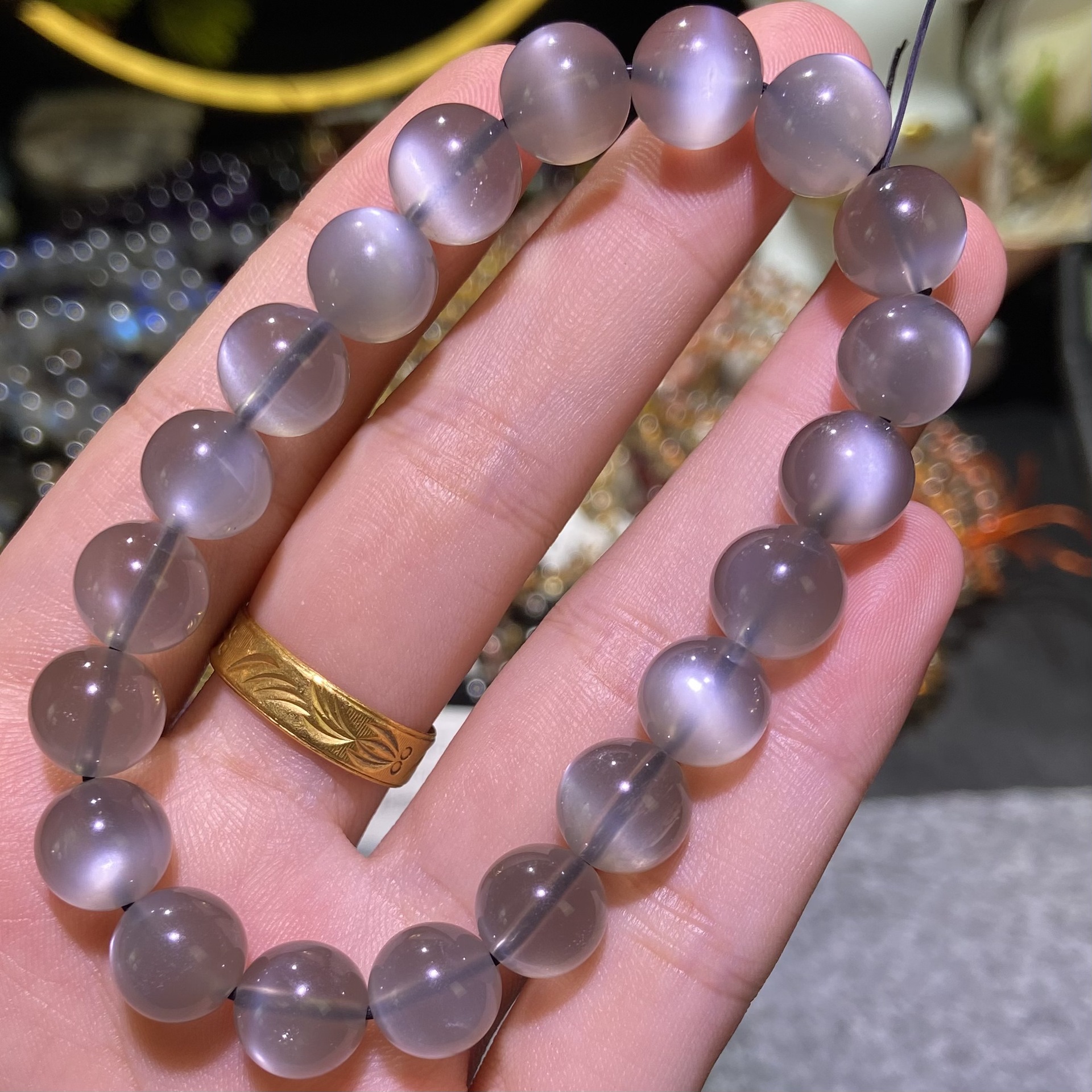 天然水晶  9A月光石手链  黑月光水晶单圈 厂家直销