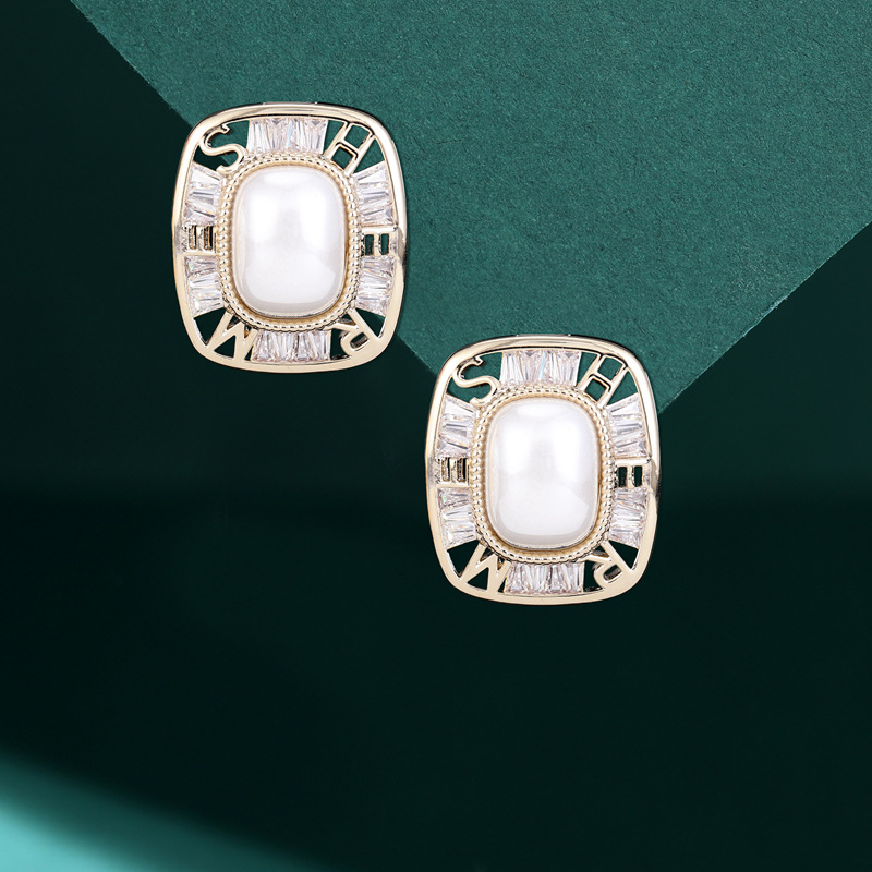 Fashionable universal retro geometric square earrings with zircon…