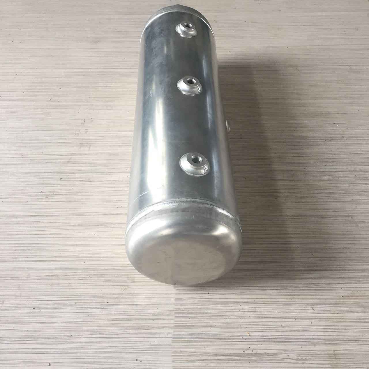 8_铝筒