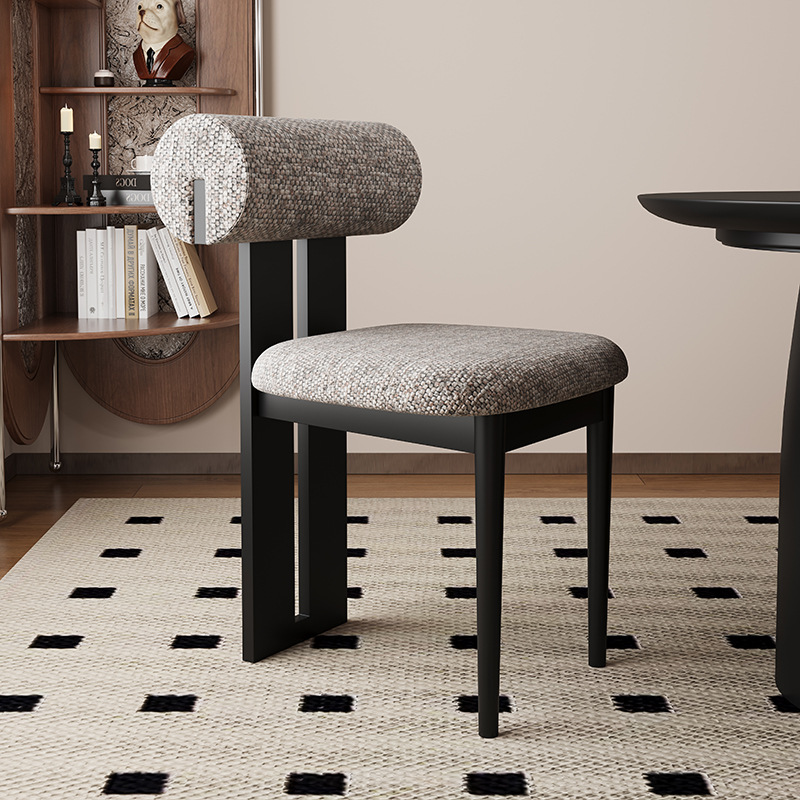 Silla de comedor de madera maciza nórdica para el hogar celebridad de Internet silla de respaldo simple y suave silla de diseño cafetería mesa de comedor comercial