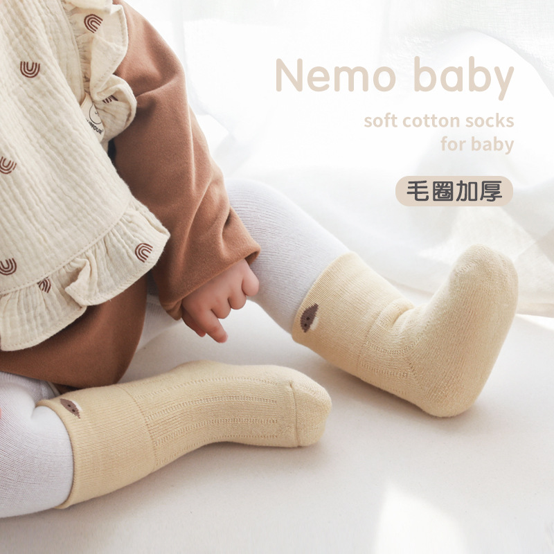 Calcetines de algodón para bebés recién nacidos 2022 invierno Nueva caricatura linda boca suelta bebé recién nacido bebé masculino y femenino calcetines de media pantorrilla
