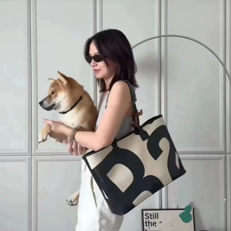 Capacious trend one-shoulder bag