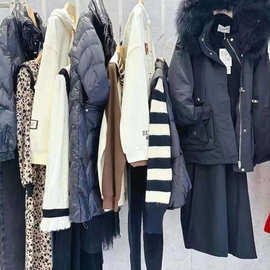 24冬领卉年轻休闲时尚连帽大毛领羽绒服连衣裙上衣裤杂款混批清仓