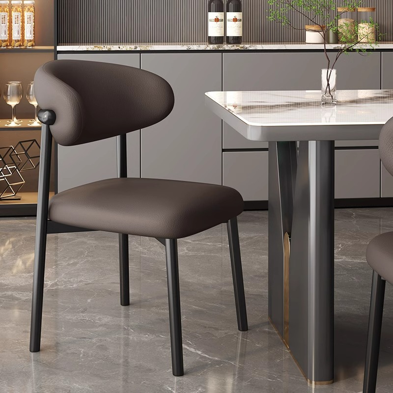 Sencilla y silla de comedor nórdica de celebridades de Internet Silla de comedor de lujo ligera Silla de respaldo de ocio de restaurante Silla de respaldo Hogar Hotel moderno