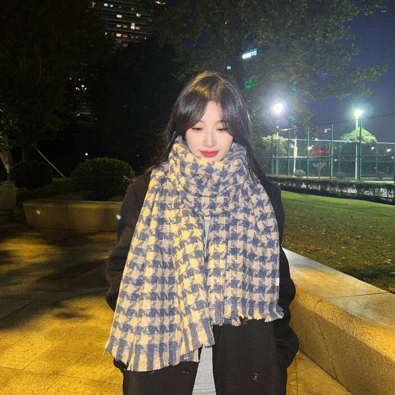Koreanischer High-End-Qianniao-Gitterquasten-Frauen-Ich-Mitation-Kaschmir-Doppelseitiger länglicher warmer und modischer Schal,_voghion.com