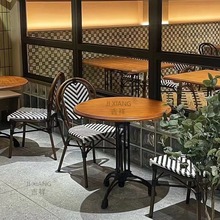美式复古实木咖啡桌酒吧简餐西餐厅圆桌小方桌奶甜品店桌椅组合