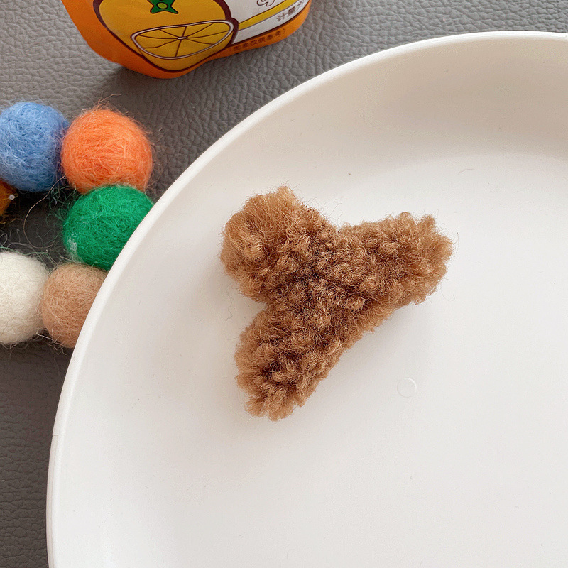 Corea del Sur nuevo Dongdaemun conejo de piel grande clip de pelo de felpa clip de pelo de la espalda de la cabeza horquilla de tiburón clip de horquilla femenina