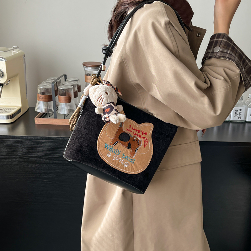 2024 invierno nuevo lindo cartón de dibujos animados de gran capacidad bolsos casuales para mujeres coreanas bolsos de hombro de moda bolsos casuales para mujeres