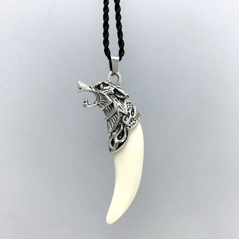 Inner Mongolia Wolf Tooth Resin Pendant Men's Necklace Domineering Trendy Personality Inner Mongolia Xizang Mastiff Tooth Shape Men's and Women's Pendant