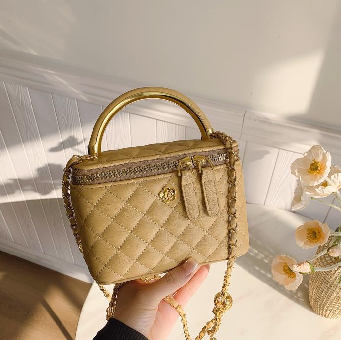 Bolsa de estilo de cadena de diamond para mujeres 2025, nuevo estilo de moda universal bolso de mano, bolso de hombro de moda extranjera