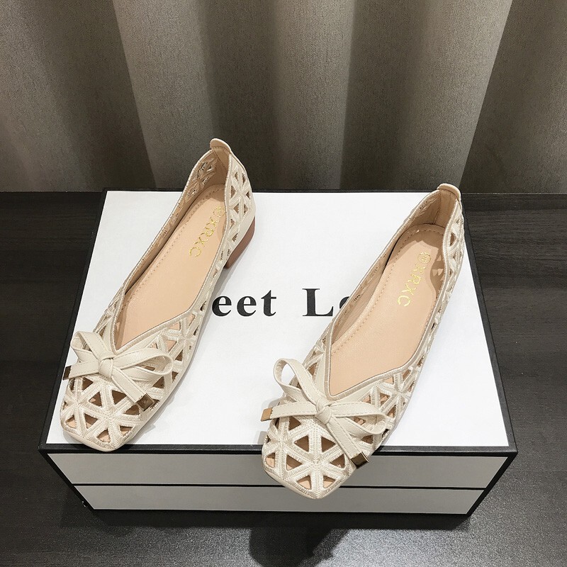 Chanel-Style Retro Simple Flat Shoes 2026 New Ins Style Soft-Soled Shallow Mouth Shoes Solid Color Korean Fashion Flats