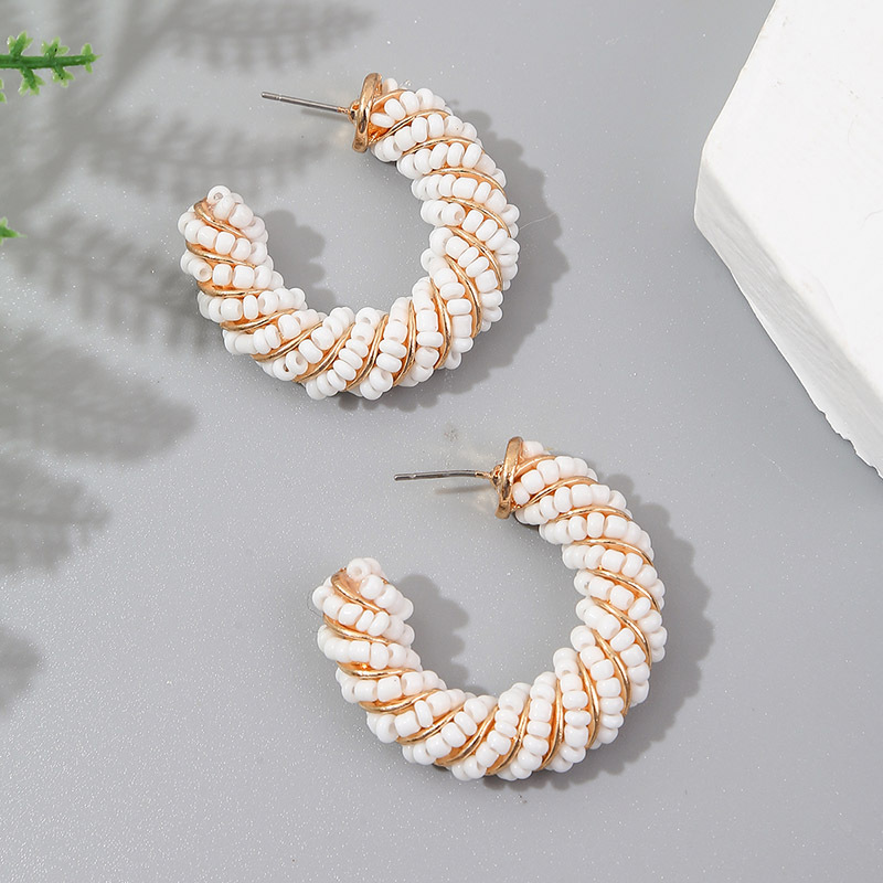 Wholesale Jewelry Bohemian C-shaped Rice Beads Geometric Earrings Nihaojewelry display picture 6